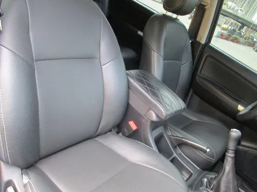 Toyota Fortuner Sr5 4x2 2700cc Mt Aa