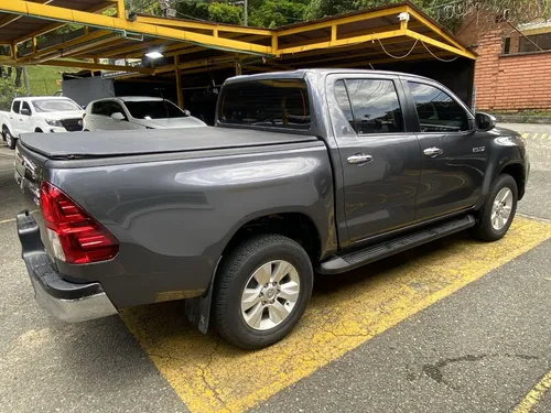 Toyota Hilux 2.8 Srv Diesel At 4x4 2020