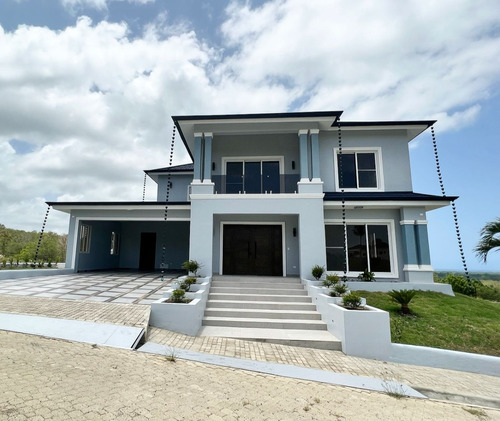 For Sale Villa En Puerto Plata Star Hills De 4 Habitaciones Piscina Solar 700m2