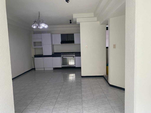 Venta De Departamento En Col. Sinatel 