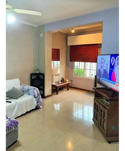 Imagen 14 de 14 de Casa Con Pileta Y Amplio Parque - Luis Guillon