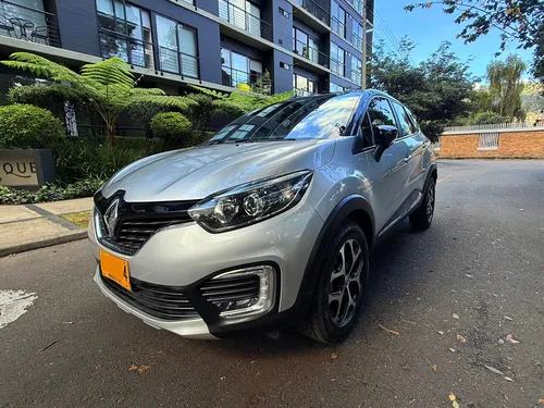 Renault Captur 2.0 Intens Automática
