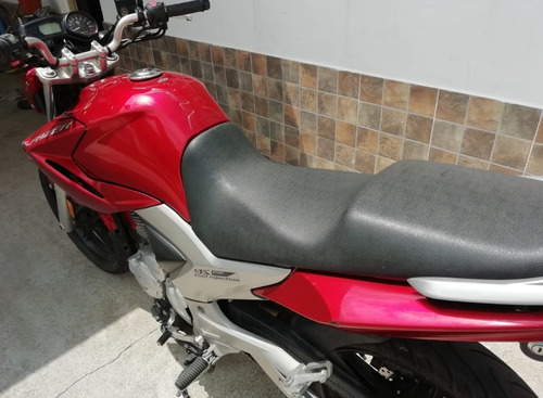 Imagen 5 de 7 de Yamaha Fazer 250 2013