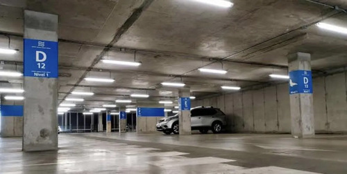 Ejecutivo Vende Estacionamiento En San Isidro 513 Nuevo