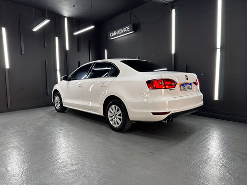 Volkswagen Vento 2.0 TDI ADVANCE L11