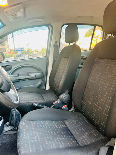 Fiat Uno 1.0 Vivace Flex 5p