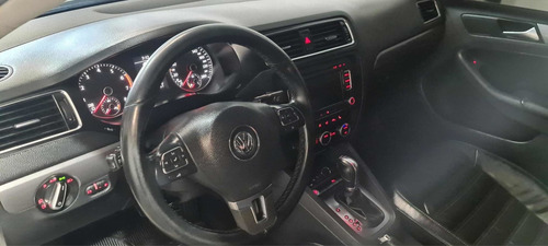 Imagen 9 de 12 de Volkswagen Vento 2012 2.0 Sportline Tsi 200cv Dsg