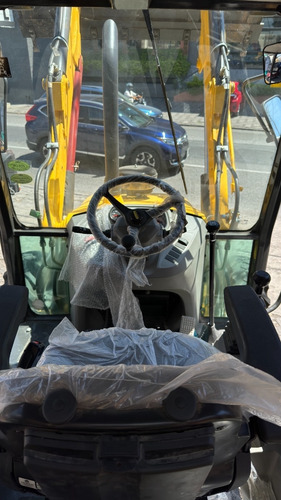 Retroexcavadora New Holland B80c 4wd Kit Nueva