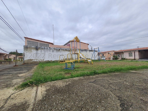 Imagen 8 de 30 de Casa En Venta En La Piedad Cabudare Lara, Conjunto Privado Con Vigilancia Las 24 Horas Del Dia, Numero De Contacto Teléfono: (0.4.2.4.5.9.3.7.5.4.2), Rent-a-house Centro Occidente Mls Código: 22-24898