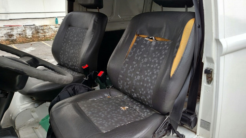 Kombi Furgao 1.4 - 70.000 Km Rodados - Pronta Para Trabalhar