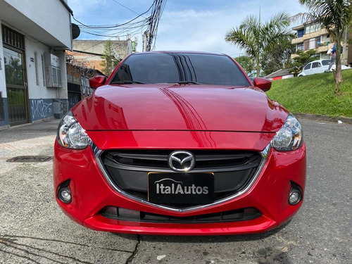 Imagen 3 de 9 de Mazda 2 Touring 1.5 2016