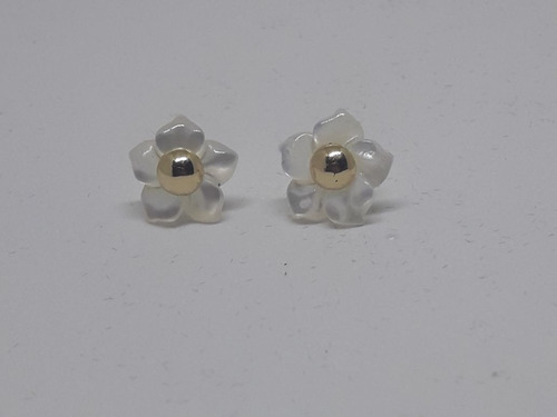 Brinco Flor Madrepérola 10mm Meia Bola 4mm Ouro 18k