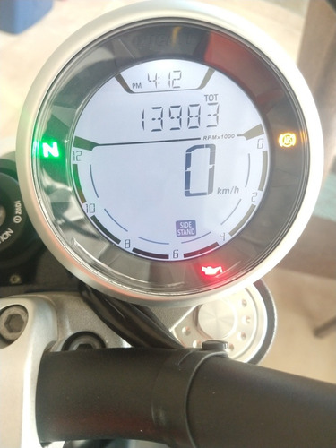 Ducati Scrambler Full Throt