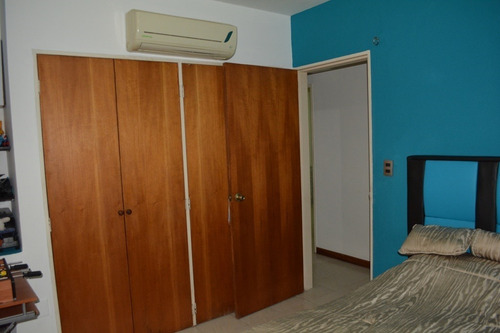 Imagen 14 de 17 de Moderno Apartamento En Valles De Camoruco, Valencia 04124667445 (ata-837)