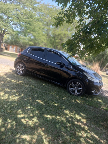 Peugeot 208 1.6 Feline