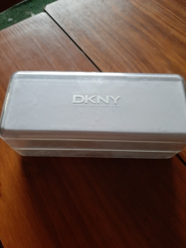 Caja De Lentes Dkny