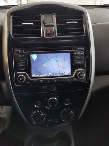 Imagen 12 de 15 de Nissan Versa 2018 1.6 Advance Mt