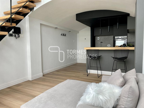 Imagen 14 de 30 de Tour Virtual Departamento En Venta 2 Ambientes En Dúplex Con Vista Panorámica - Centro Mar Del Plata