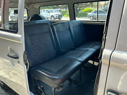 Volkswagen Kombi 1.4 Standard Total Flex 3p