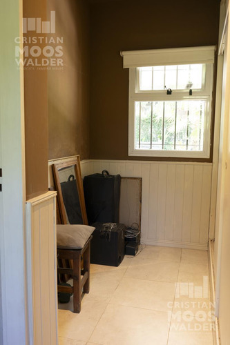 Casa En Venta 4 Ambientes Con Pileta - Ingeniero Maschwitz Barrio Acacias Blancas