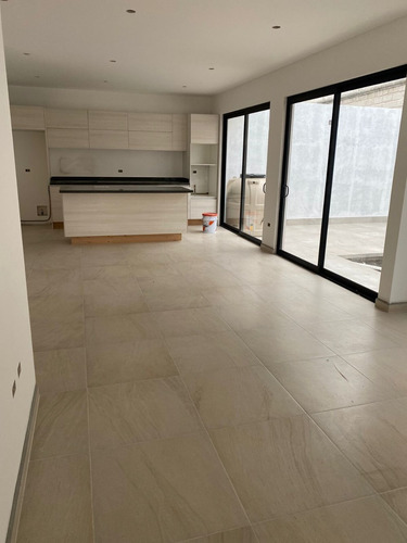 Imagen 6 de 14 de Casa En Venta En Juriquilla Nueva