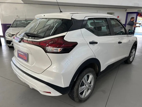 Nissan Kicks 1.6 Active CVT (flex)