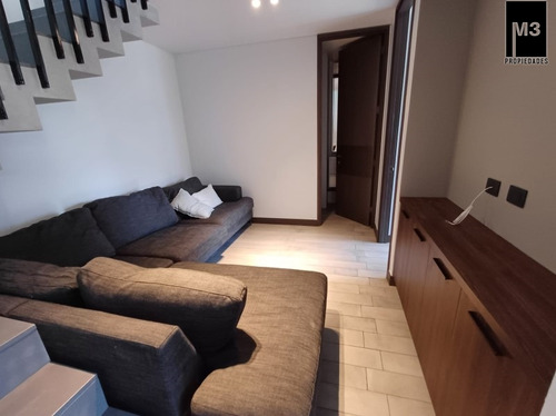 Venta Dpto. Triplex 3d/3b + Serv., Estadio Croata