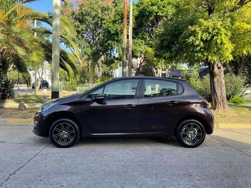 Peugeot 208 2017 1.5 Active