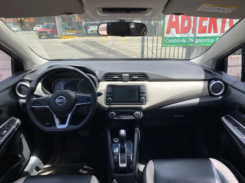 Nissan Versa 1.6 Exclusive