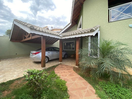 Imagem 12 de 22 de Sobrado No Jardim Santos Reis / Piracaia Ca-596