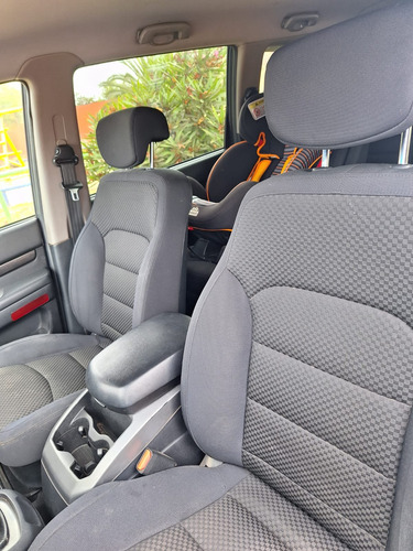 SsangYong Stavic Mt 4x2