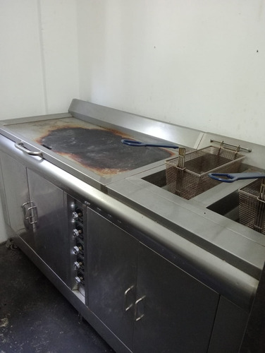 Modulo Sanguchero 2 En 1, Una Plancha Y 2 Freidoras En Acero (Usado)