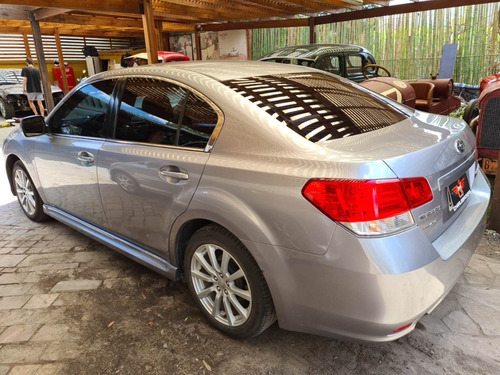 Subaru Legacy 2.5 Awd 2010 Charliebrokers Gris