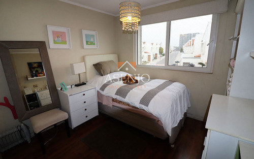 Linda Y Cómodos Espacios, Condominio Excelente Sector!
