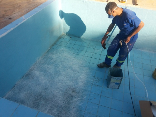 Imagem 3 de 5 de Reforma Completa Piscinas E Caixas D'água - Minas Gerais
