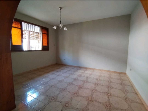 Casa En Venta, Valencia, Urb Trigaleña Em-8370321