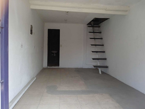 Imagen 3 de 7 de Alquiler De Local Ubicado En Barrio Sucre Ve03-709bs-csol