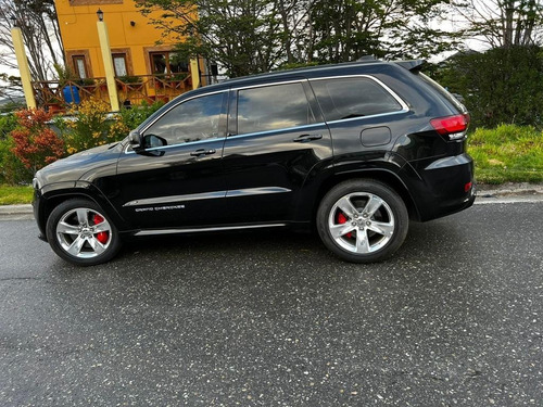 Imagen 3 de 13 de Jeep Grand Cherokee Srt