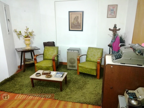 Imagen 9 de 11 de Casa En Venta En Castelar