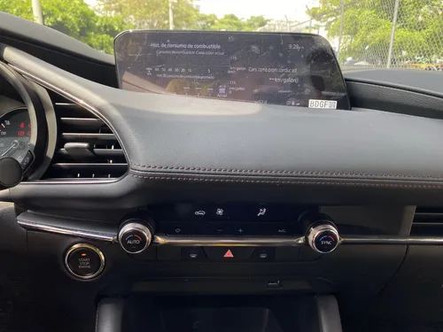 Mazda 3 2.0 Touring Hibrido At 4x2 2024