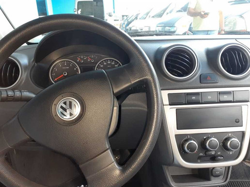 Volkswagen Voyage 2013 1.0 Trend Tec Total Flex 4p
