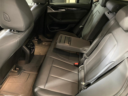 BMW X3 2.0 sDrive20iA At