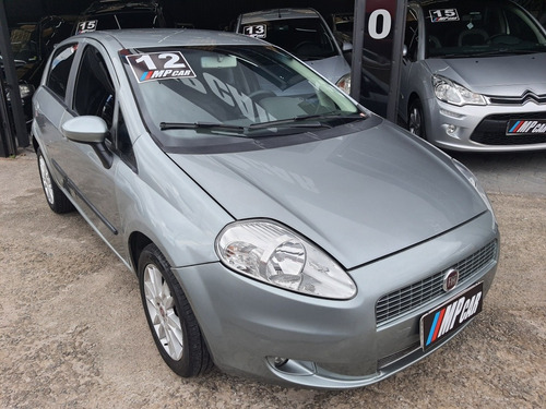 Imagem 3 de 8 de Punto 2012 1.6 Essence Dualogic 68.000km
