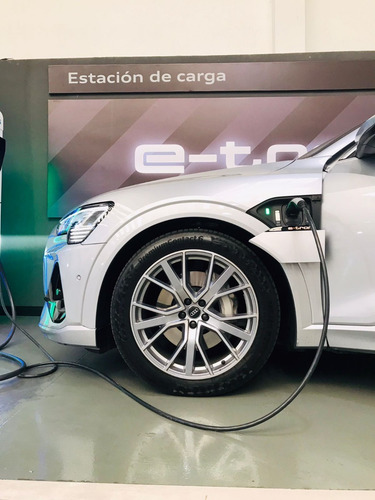 Imagen 12 de 25 de Nuevo Audi E-tron Sportback 55 Quattro Sline Electrico 2022