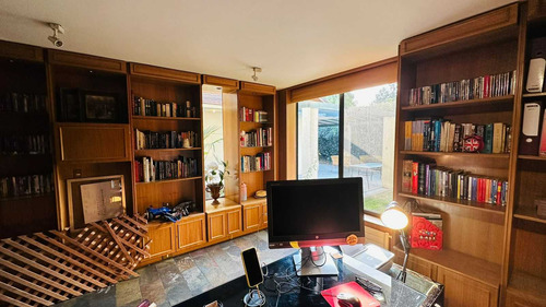 Hermosa Casa En Arriendo En La Dehesa, (71520)
