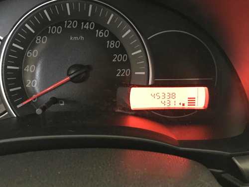 Nissan March 2016 1.6 16v Sv 5p