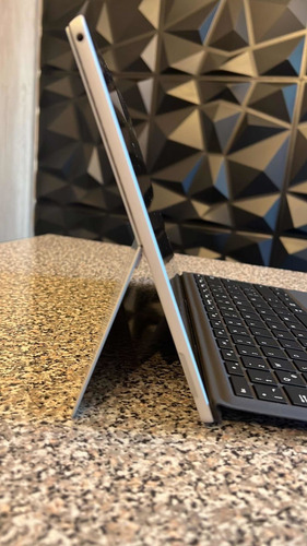 Microsoft Surface Pro 7 I3 12.3 128gb 4gb Ram Con Teclado (Usado)
