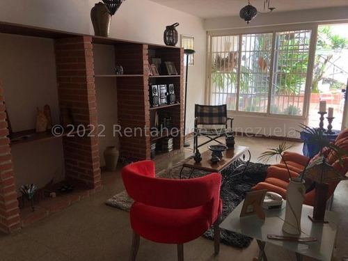 Imagen 3 de 13 de Casa Con Mucho Potencial Para Remodelar En Cumbres De Curumo Caracas 22-24516