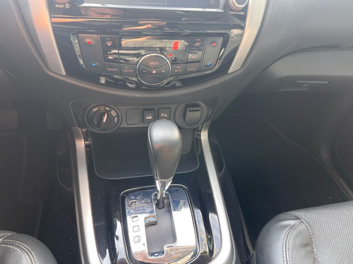 Nissan Frontier 2.3 Le Cab. Dupla 4x4 Aut. 4p