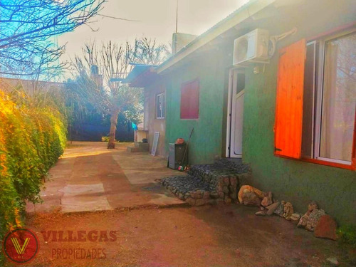 Imagen 1 de 8 de Casa 2 Deptos. 270 M2 Venta Carpintería Centro San Luis